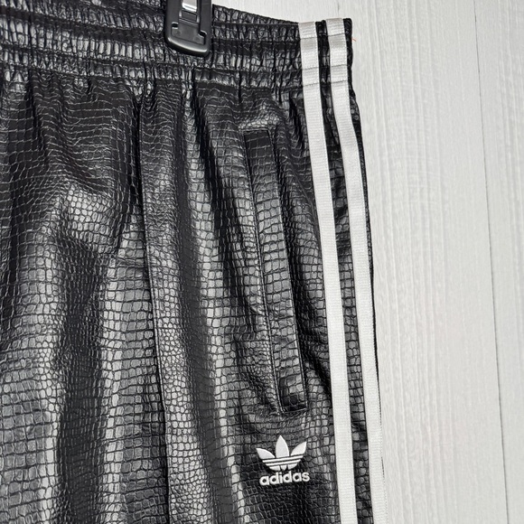 Adidas Originals Faux Leather premium luxe track pants snake python - Picture 2 of 10